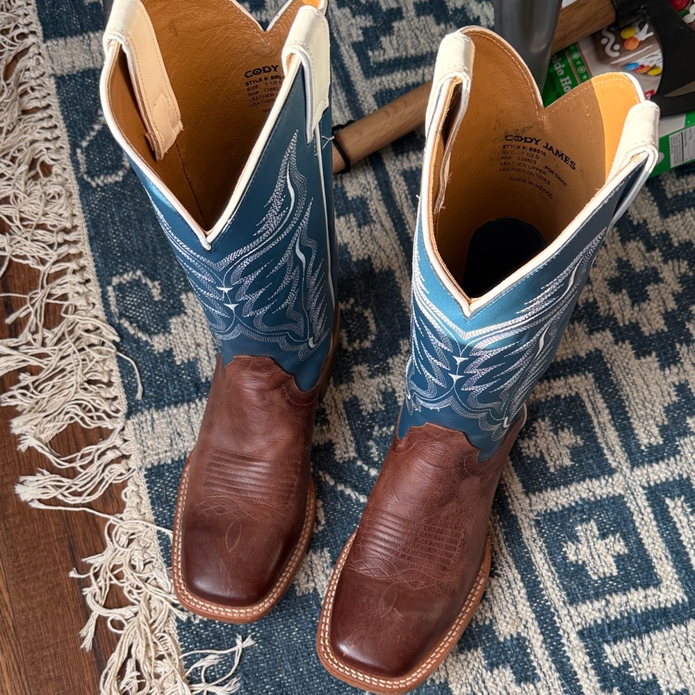 Cody James Kids' Blue and Brown Western Boots
